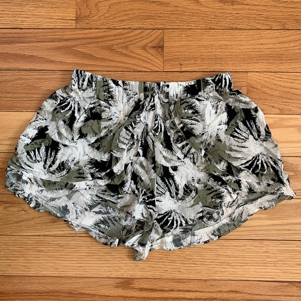 LF flowy cloth shorts